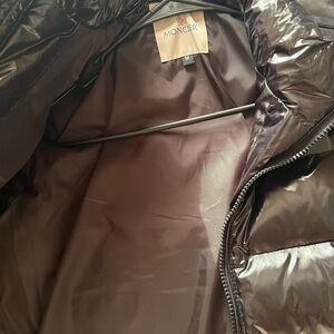 Sleek Black Puffer Jacket